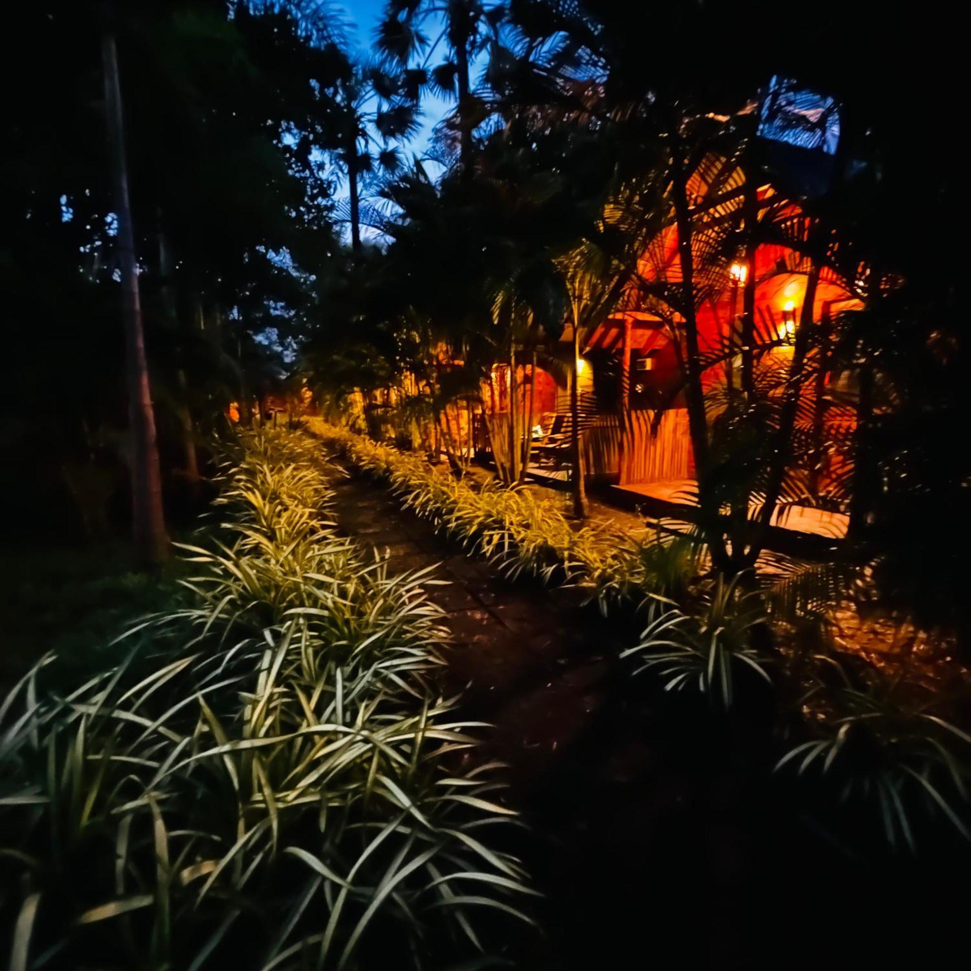 Sasvi Cabana Trincomalee Exteriör bild