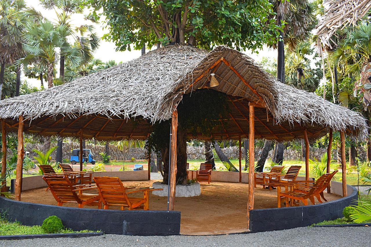 Sasvi Cabana Trincomalee Exteriör bild
